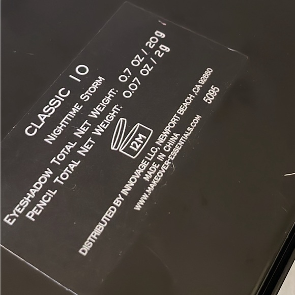 NWOB - ME makeover essentials, 10 eyeshadow palette - Picture 5 of 8